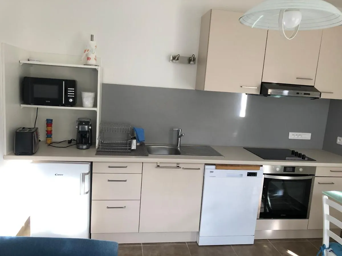Appartement Aux 3 domaines à Hyères